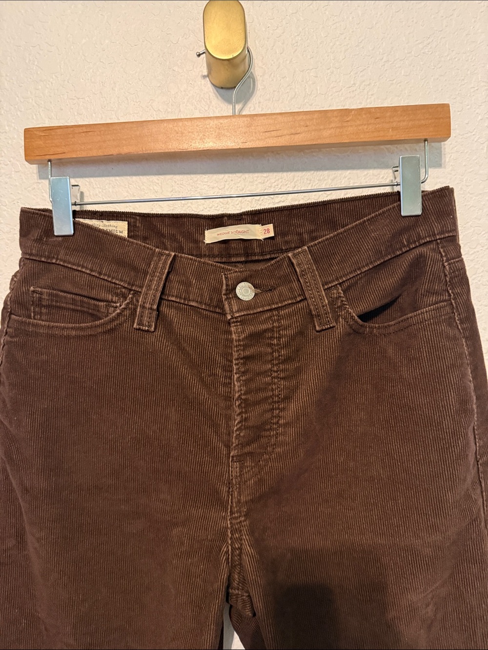 LEVI’S WEDGIE STRAIGHT FIT CORDUROY WOMEN'S PANTS 28 - Picture 6 of 10